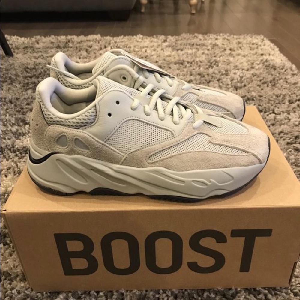 Yeezy 700 salt